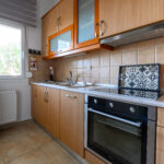 Kastri treehouse kitchen